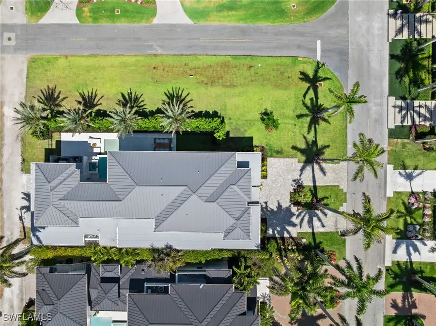 581 14th Avenue S, Naples, FL 34102 - Image #3