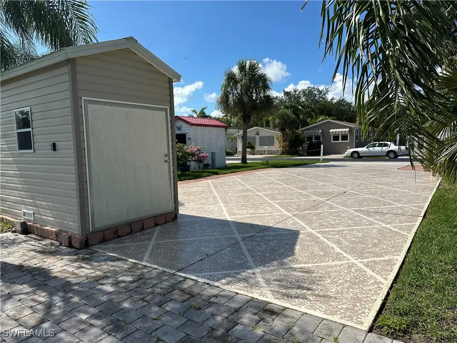 1647 Diamond Lake Circle, Naples, FL 34114 - Image #2