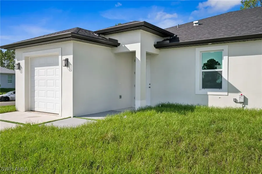 2401-2403 Quentin Avenue S, Lehigh Acres, FL 33973 - Image #2