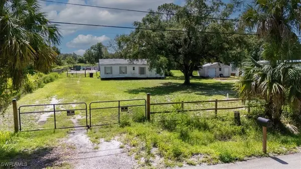 8109 Bartholomew Drive, North Fort Myers, FL 33917