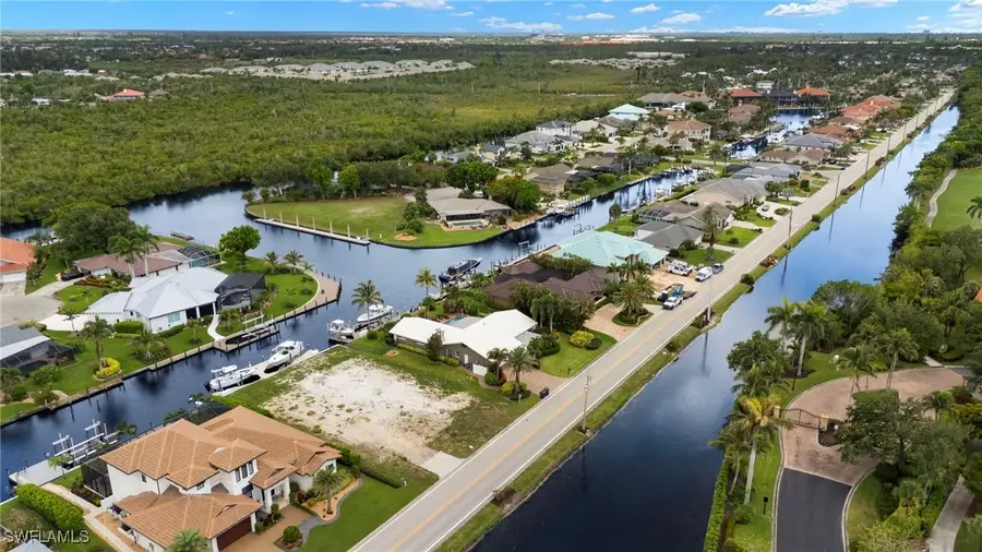 6708 Griffin Boulevard, Fort Myers, FL 33908 - #3