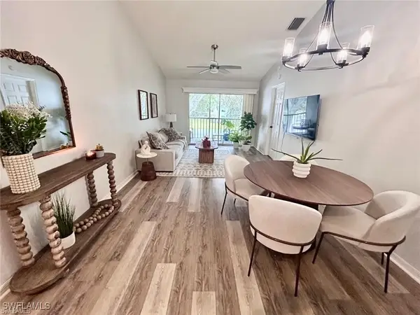 137 Wading Bird Circle #F203, Naples, FL 34110