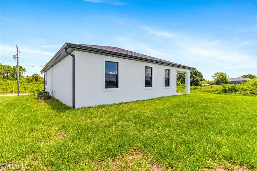 7071 Tide Circle, Labelle, FL 33935 - Image #3