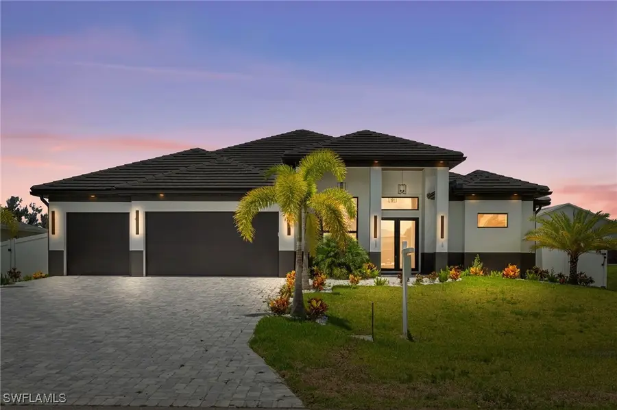 10 SW 33rd Avenue, Cape Coral, FL 33991 - Image #2