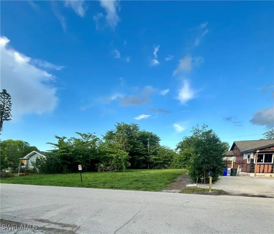 2317 Altamont Avenue, Fort Myers, FL 33901 - Image #3