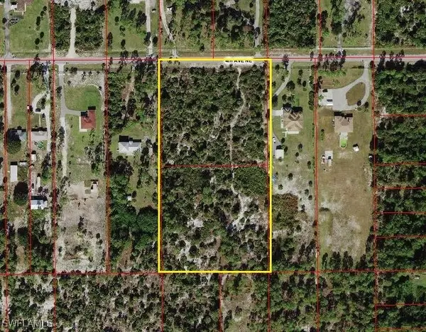 4th Avenue Ne, Naples, FL 34120