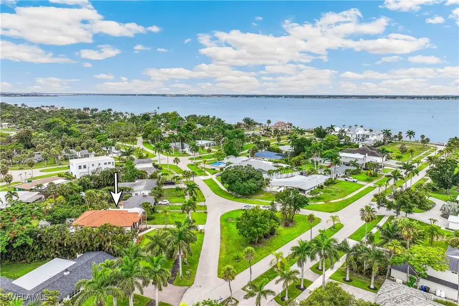 1358 Hopedale Drive, Fort Myers, FL 33919 - Image #2