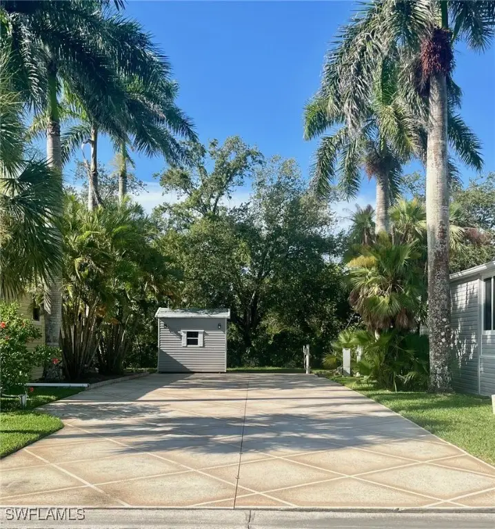 1558 Diamond Lake Circle, Naples, FL 34114 - Image #2