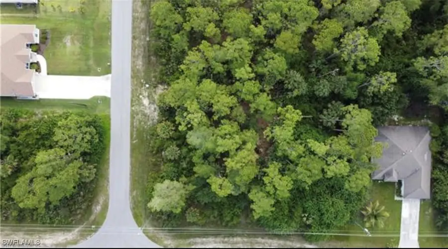 209 Woodburn Drive, Lehigh Acres, FL 33972 - Image #3