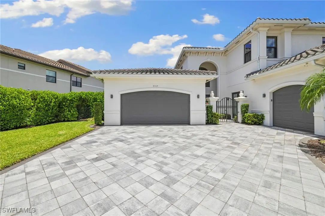 4509 Azalea Drive, Naples, FL 34119 - Image #1