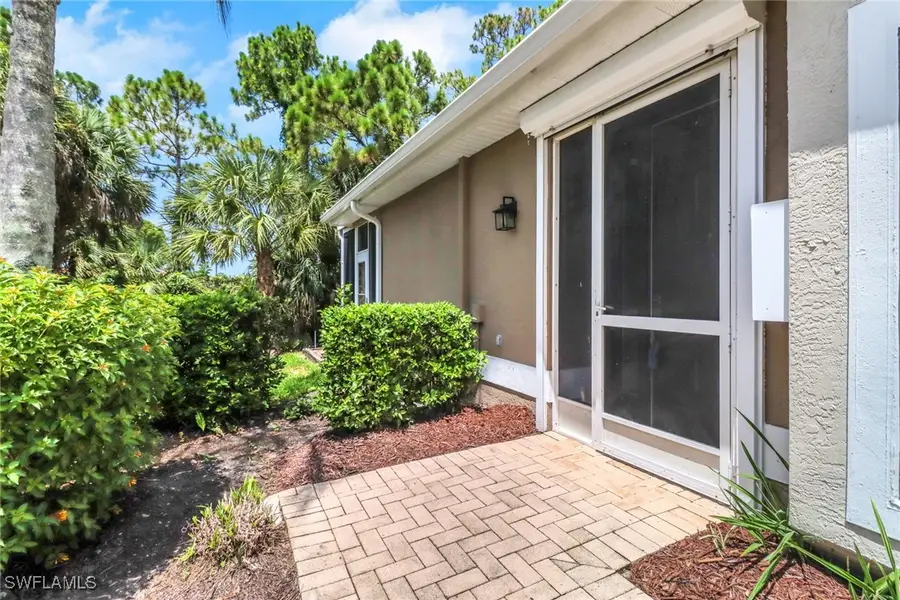 7585 Meadow Lakes Drive #401, Naples, FL 34104 - Image #3