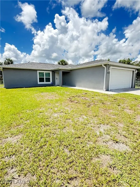 3006 Base Court, Labelle, FL 33935