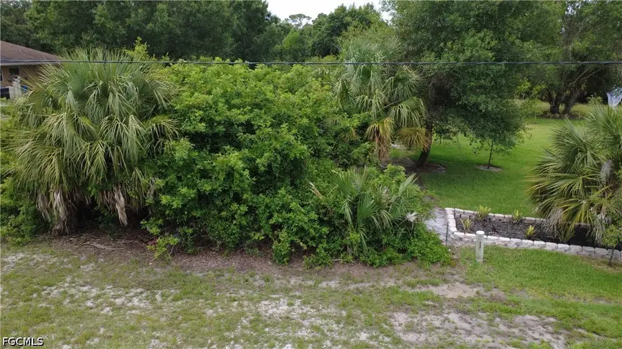 3733 Trent Street, Fort Myers, FL 33905 - #2