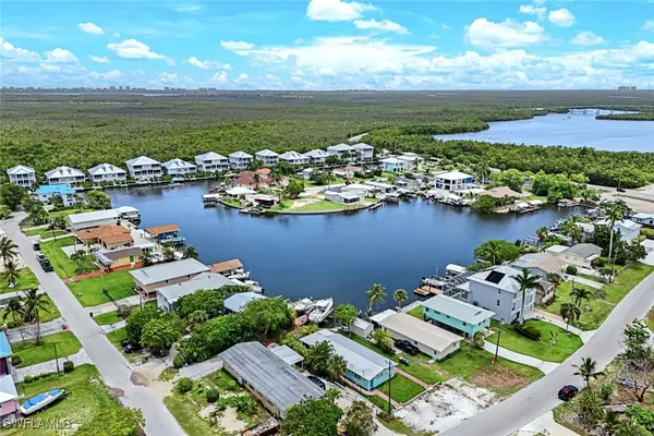 527 Goodland Drive W, Goodland, FL 34140