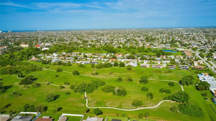 3625 SE 5th Court, Cape Coral, FL 33904 - Image #2