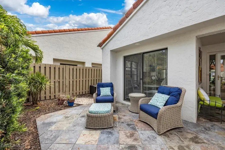 833 Reef Point Circle, Naples, FL 34108 - #2