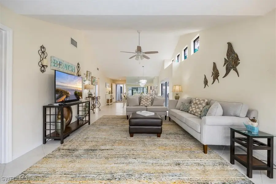 833 Reef Point Circle, Naples, FL 34108 - #3