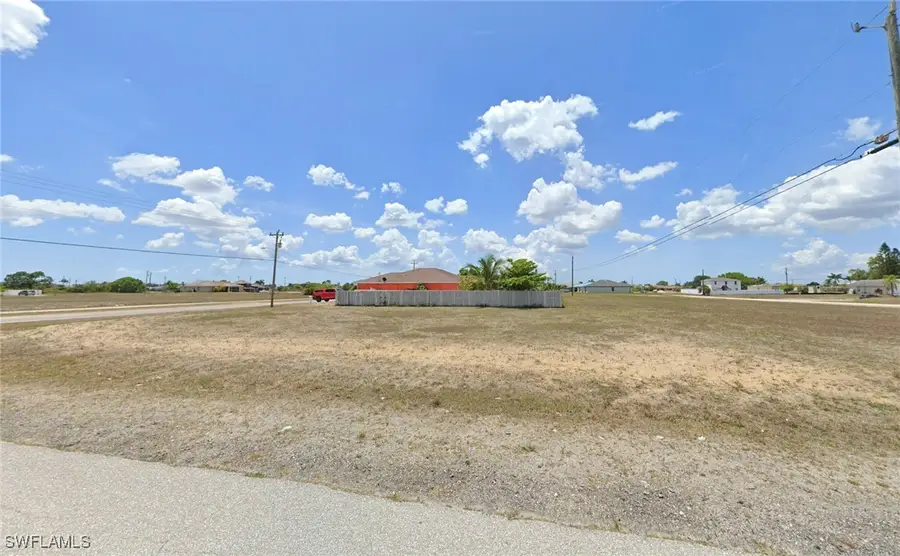 511 Diplomat Parkway E, Cape Coral, FL 33909 - Image #2