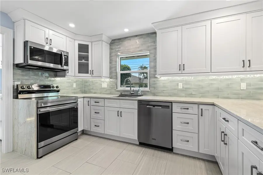 5514 SW 9th Avenue, Cape Coral, FL 33914 - Image #2