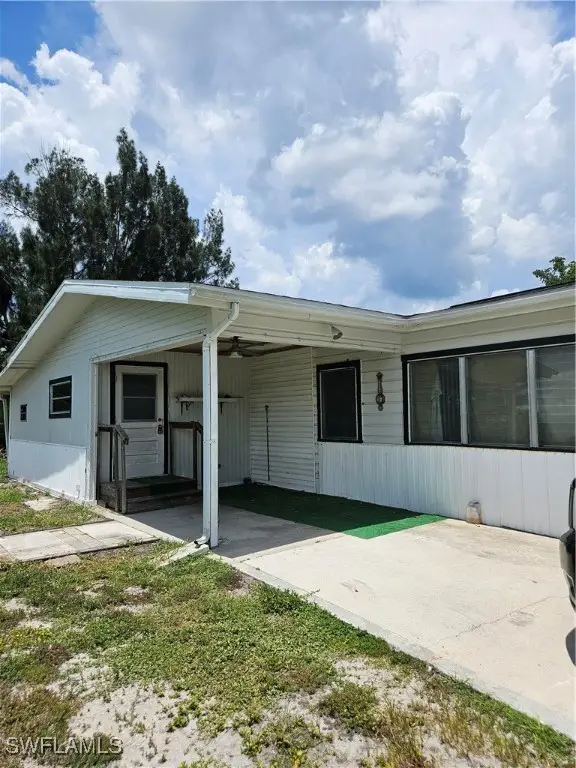 287 Poe Avenue, North Fort Myers, FL 33917 - Image #2