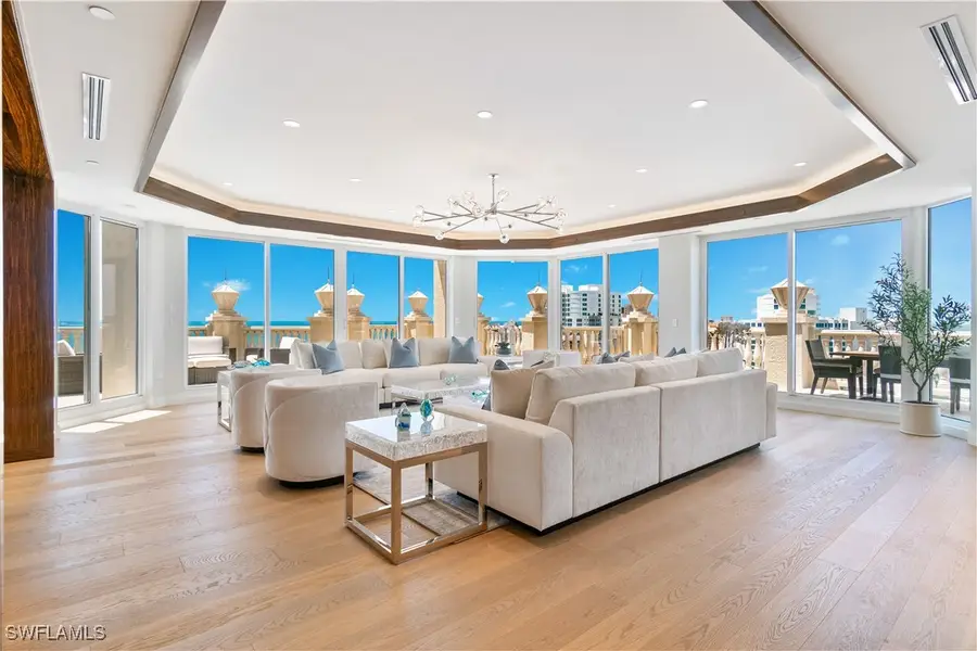 4021 Gulf Shore Boulevard N #14, Naples, FL 34103 - Image #3