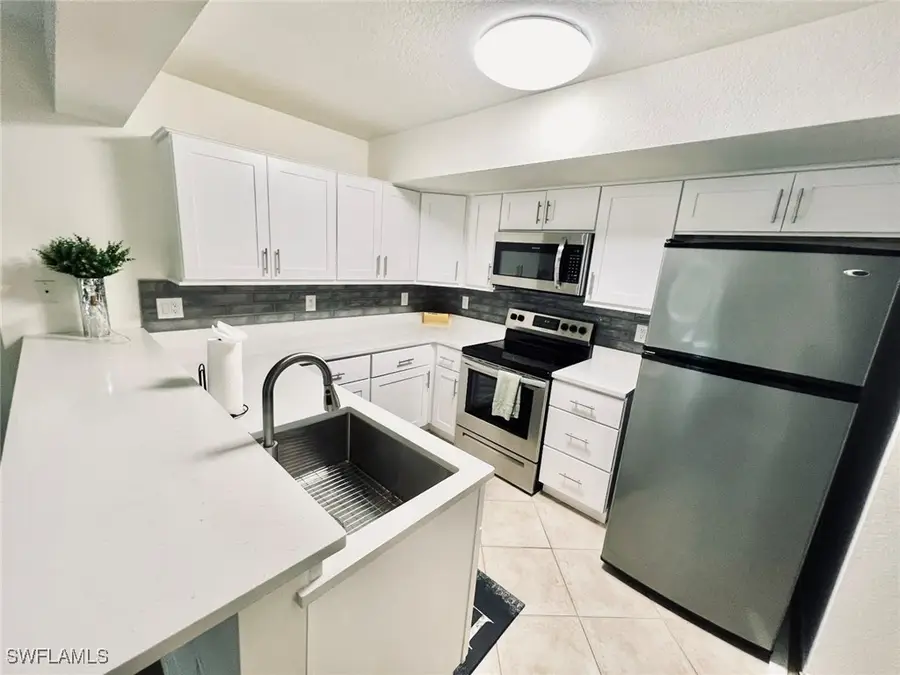 4135 Residence Drive #609, Fort Myers, FL 33901 - Image #2