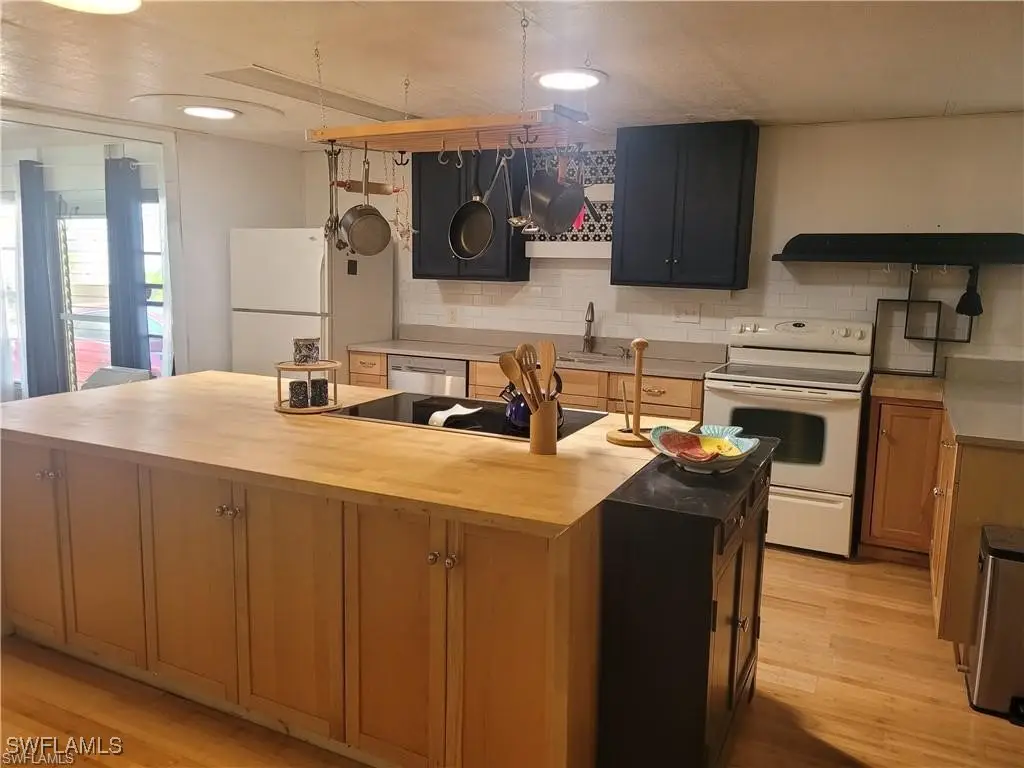 74 Palos Drive #74, Naples, FL 34104 - Image #1