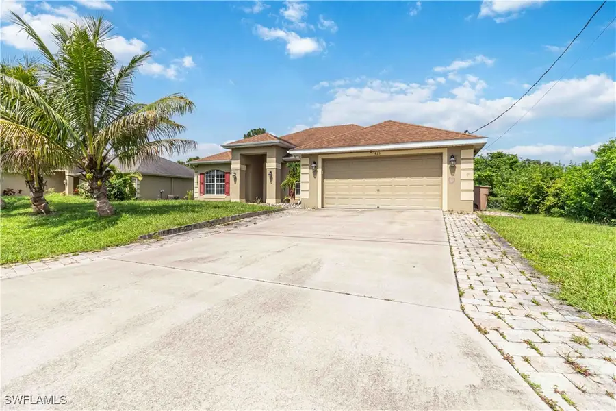 915 Alvin Avenue, Lehigh Acres, FL 33971 - Image #3