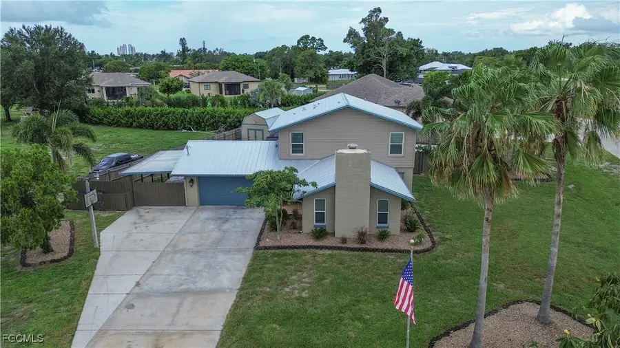 195 E Mariana Avenue, North Fort Myers, FL 33917 - Image #2