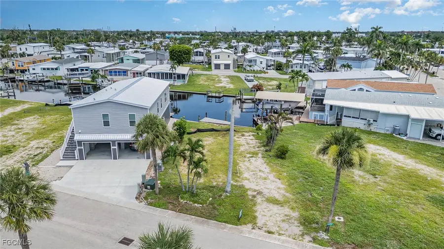 11280 Dogwood Lane, Fort Myers Beach, FL 33931 - Image #2