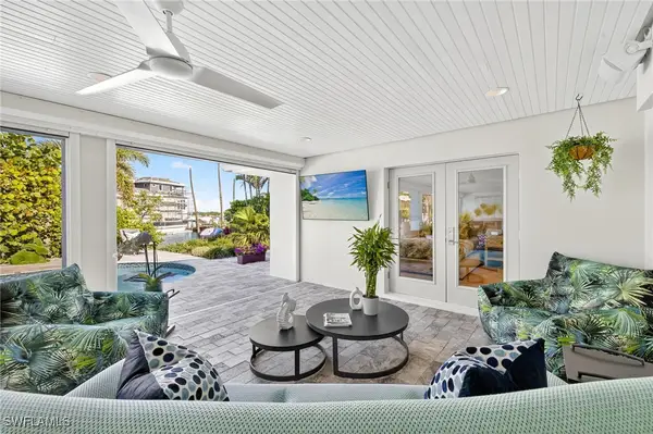 5215 Seashell Avenue, Naples, FL 34103