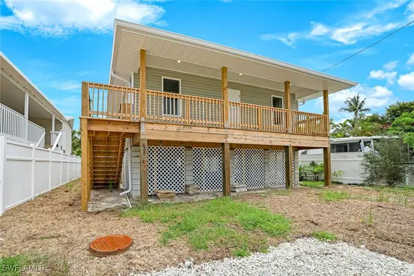 627 Palm Avenue, Goodland, FL 34140