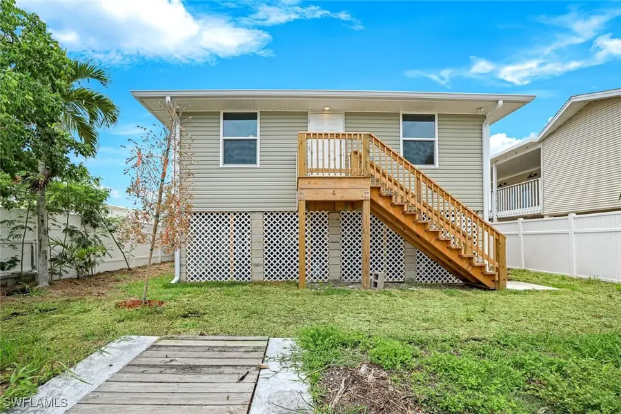 627 Palm Avenue, Goodland, FL 34140 - Image #3