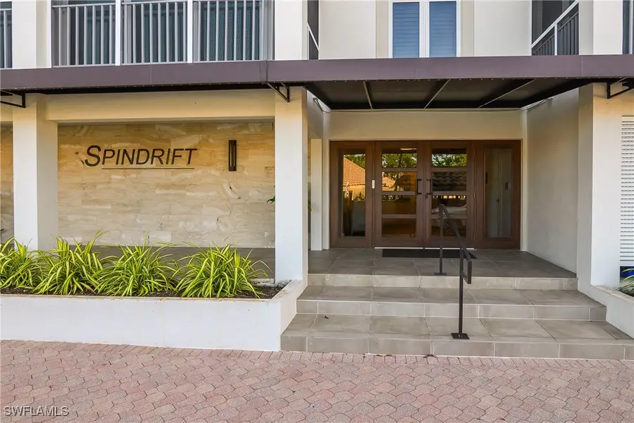 2600 Gulf Shore Boulevard N #52, Naples, FL 34103 - Image #2