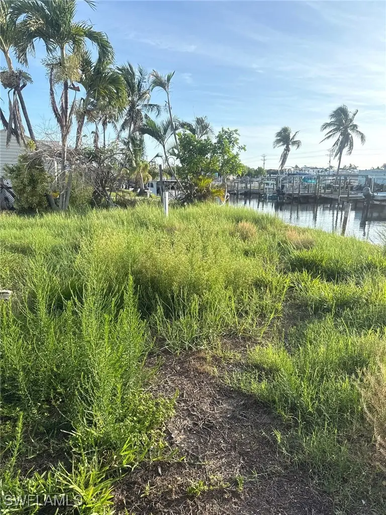 3314 York Road, Saint James City, FL 33956 - #3