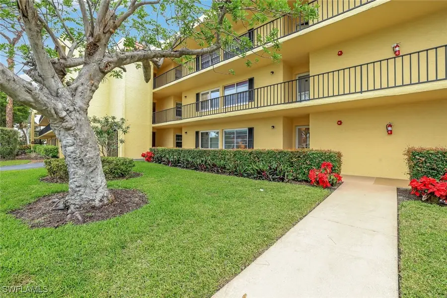 1086 Forest Lakes Drive #9107, Naples, FL 34105 - Image #2