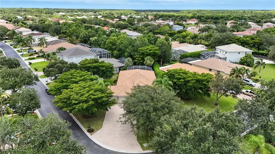 9827 Colonial Walk N, Estero, FL 33928 - Image #3