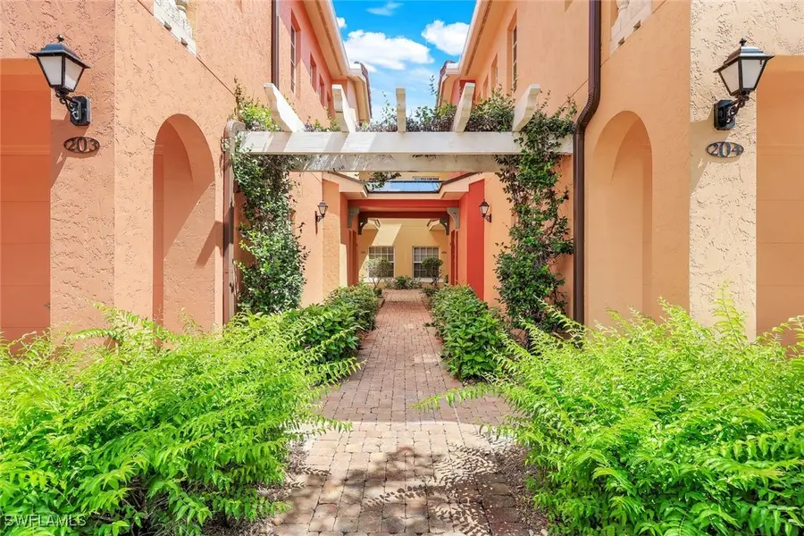 8721 Piazza Del Lago Circle #203, Estero, FL 33928 - Image #2