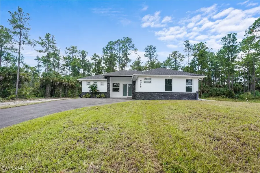 2712 40th Avenue Se, Naples, FL 34117 - Image #2