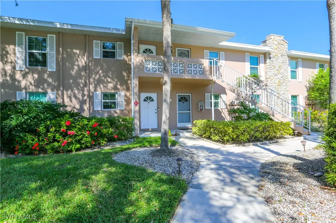 221 Cypress Way E #201, Naples, FL 34110 - Image #1