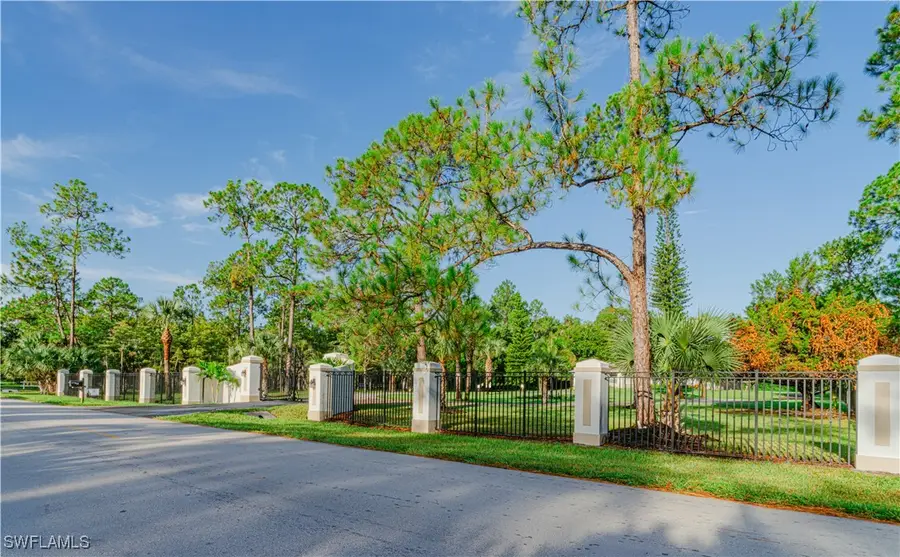 131 25th Street Sw, Naples, FL 34117 - Image #3