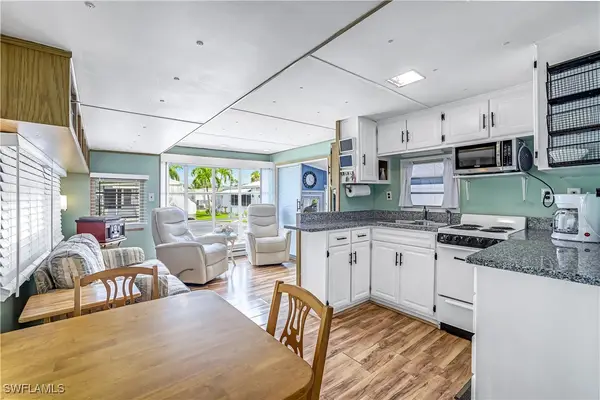 27 Jasper Drive #27JR, Naples, FL 34114