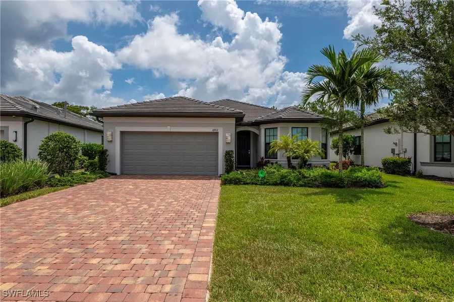 6902 Winding Cypress Drive, Naples, FL 34114 - Image #3
