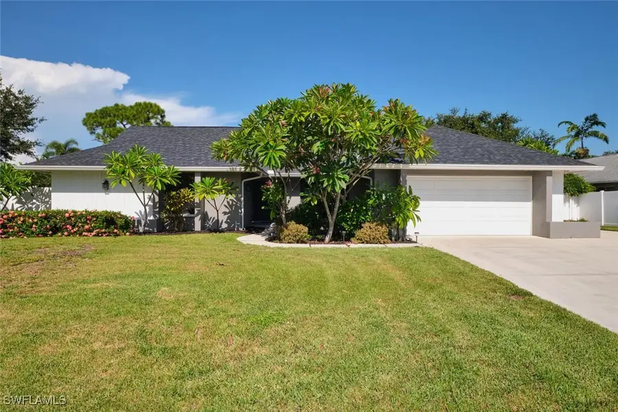 5728 Stonehaven Drive, North Fort Myers, FL 33903 - Image #2