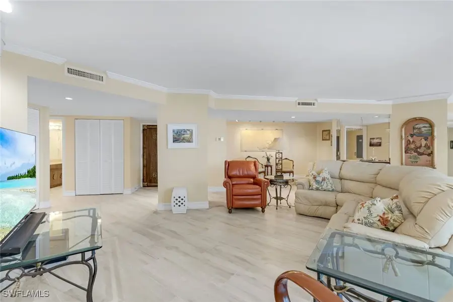 4041 Gulf Shore Boulevard N #403, Naples, FL 34103 - Image #3