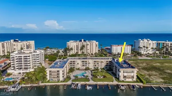 3200 Gulf Shore Boulevard N #403, Naples, FL 34103