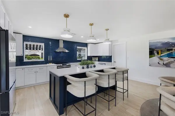 1600 Curlew Avenue, Naples, FL 34102