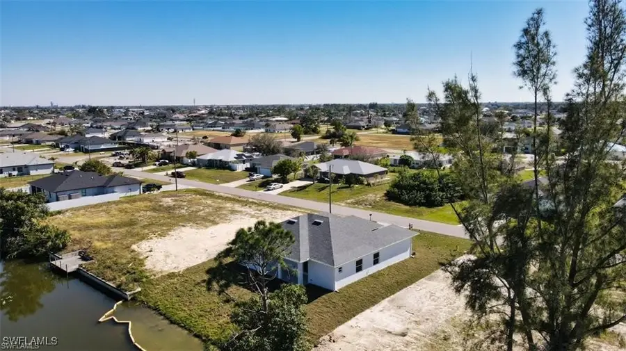 121 NE 8th Terrace, Cape Coral, FL 33909 - Image #3