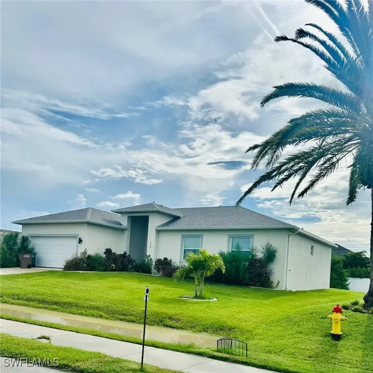 424 SW 28th Avenue, Cape Coral, FL 33991 - Image #2