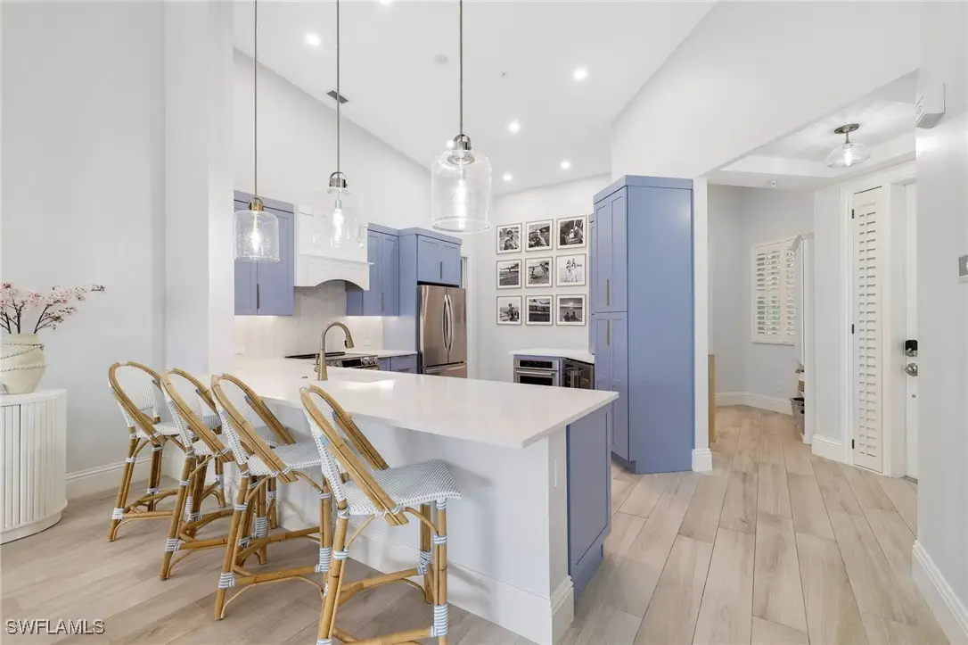 831 Sailaway Lane #202, Naples, FL 34108 - Image #1